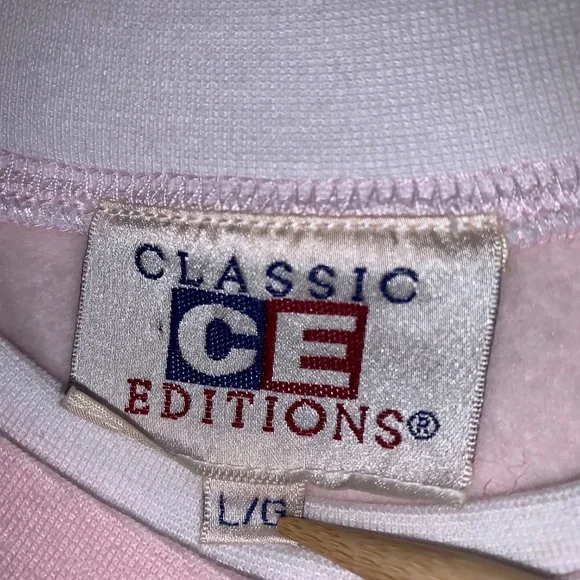 Vintage Classic CE Editions Pink Snowflake Embroidered Sweatshirt L Cozy Y2K Sof - Picture 2 of 12